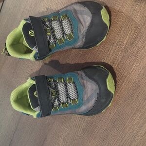Kids Merrell hiking shoe size 13